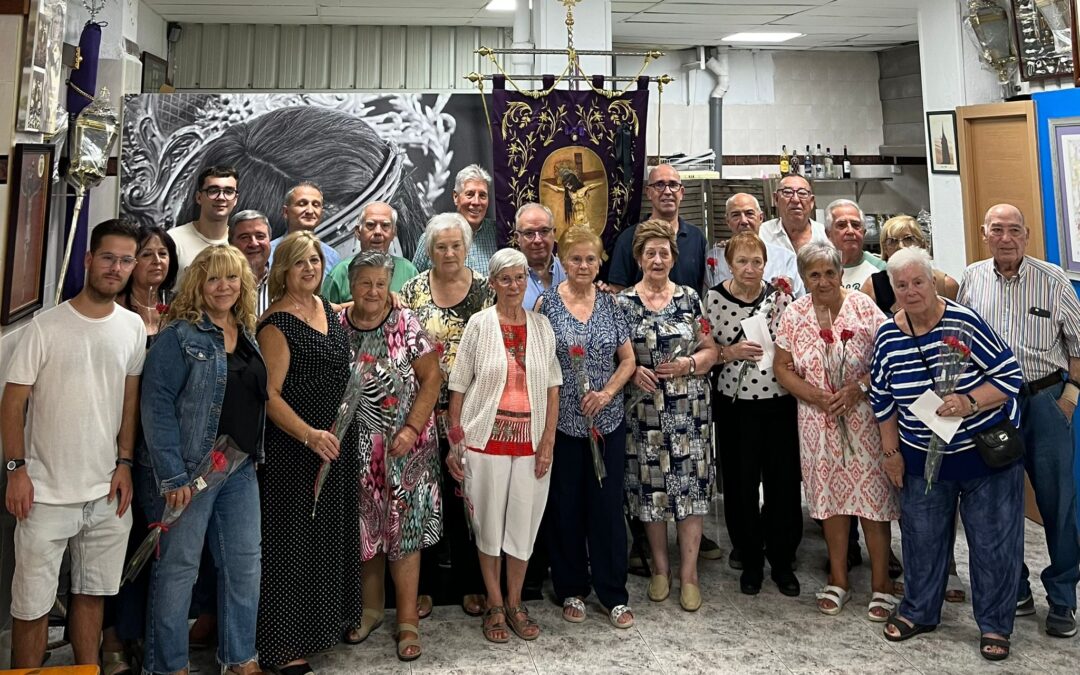 La Semana Santa Marinera homenajea a los guardianes de su historia